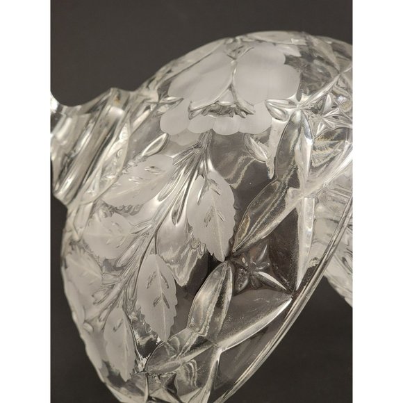 Vintage Brilliant Etched Flower and Leaf Design Two Piece Dish - Picture 6 of 6